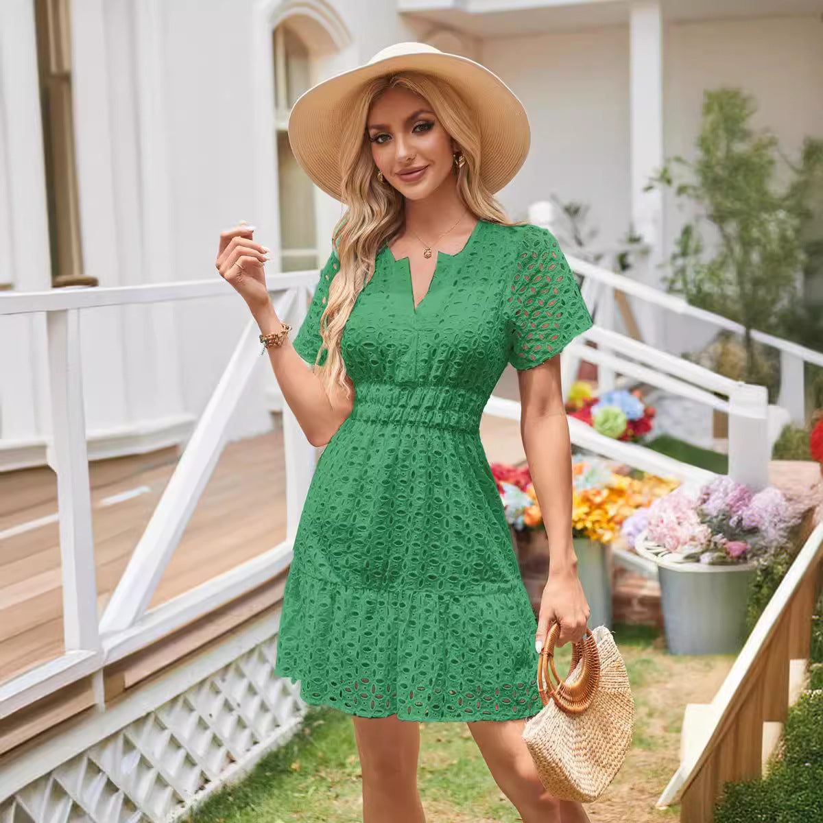 Robe en dentelle élégante pour femme