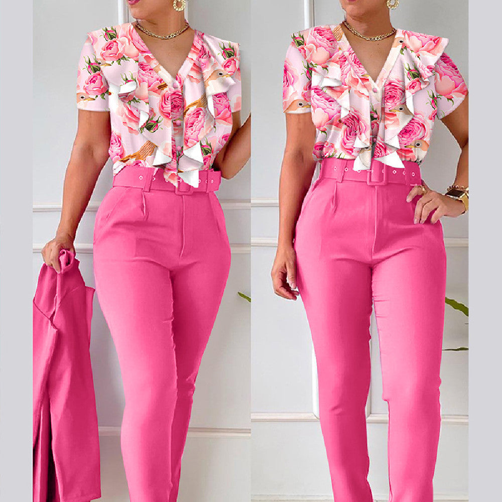 Ensemble Chic Fleuri – Blouse à Volants et Pantalon Taille Haute Rose