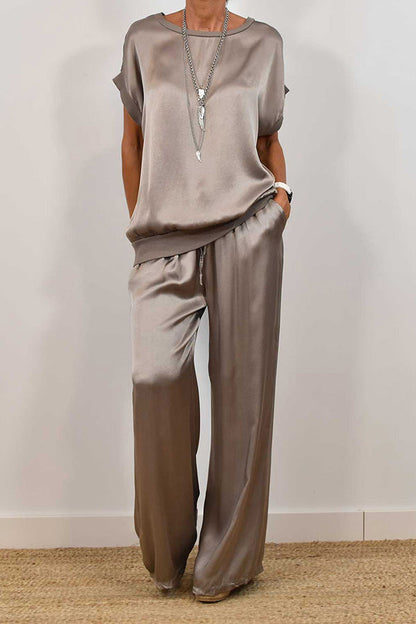 Ensemble Deux Pièces Élégant En Satin