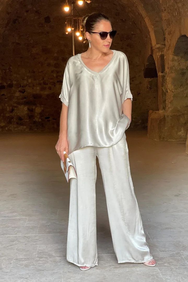 Ensemble Pantalon & Haut Satiné Noir – Élégance Décontractée