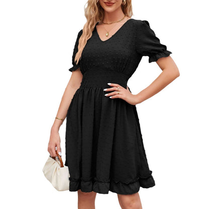 Robe Blanche Romantique à Volants – Élégance et Douceur Estivale