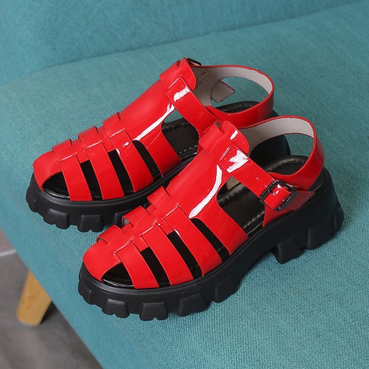 Sandale romaine pour femme à semelle épaisse